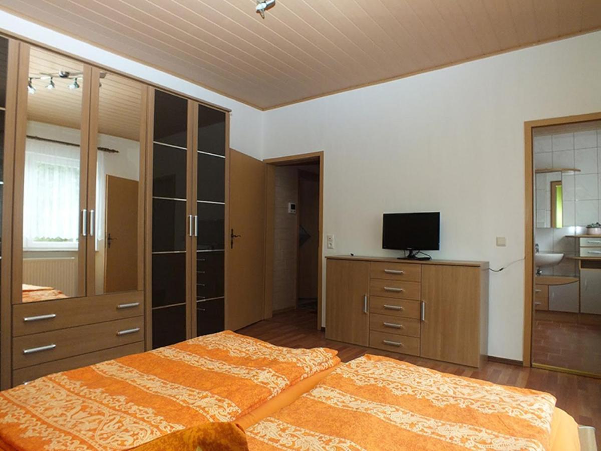 Ferienwohnung Klaus Im Tal Der Steinach 施泰纳赫 外观 照片